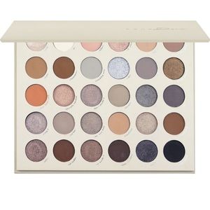 Kara Beauty ~ Kara Duo Cool, Whatever Eyeshadow Palette ~ BNIB